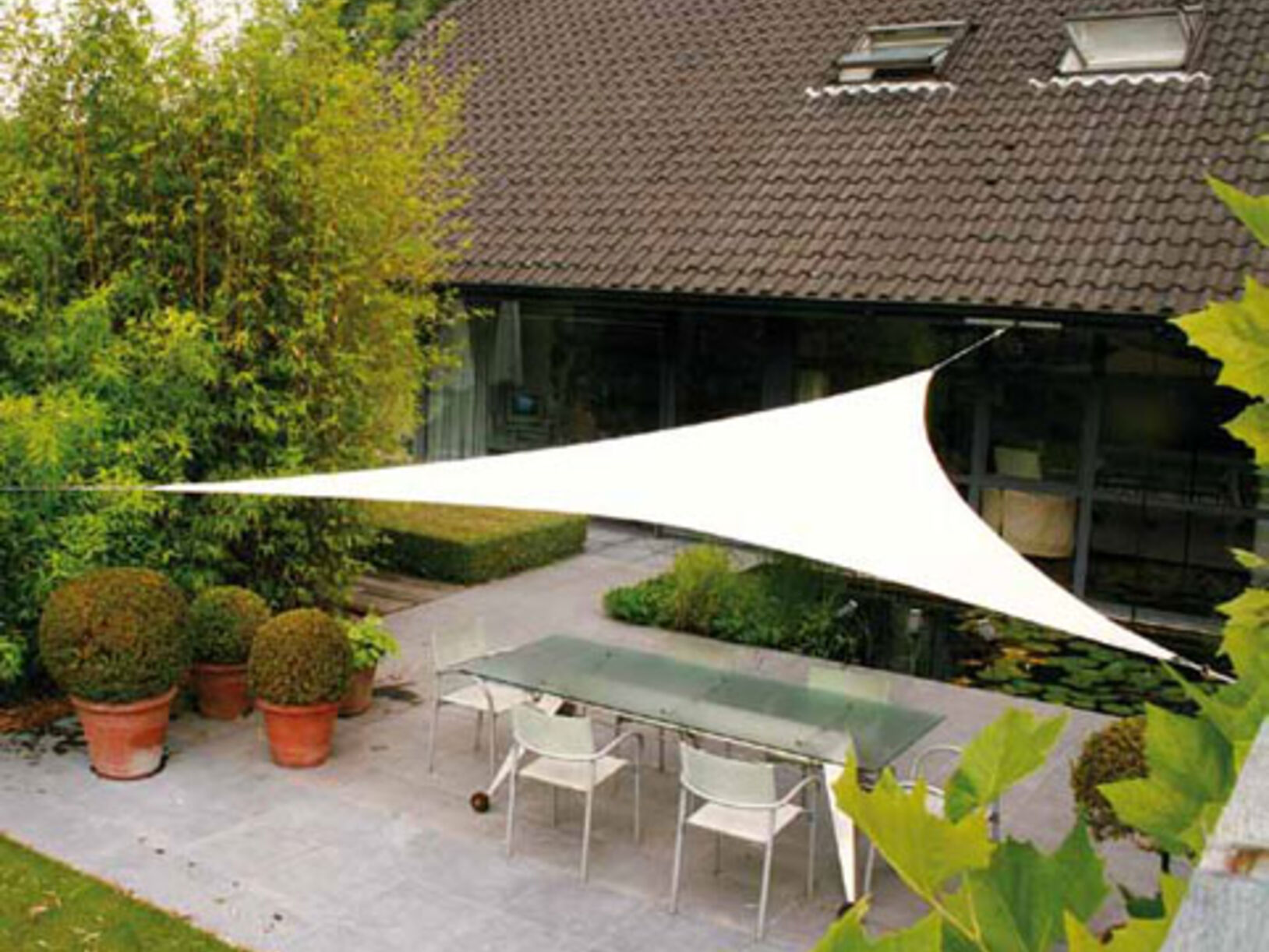 Ingenua schaduwdoek