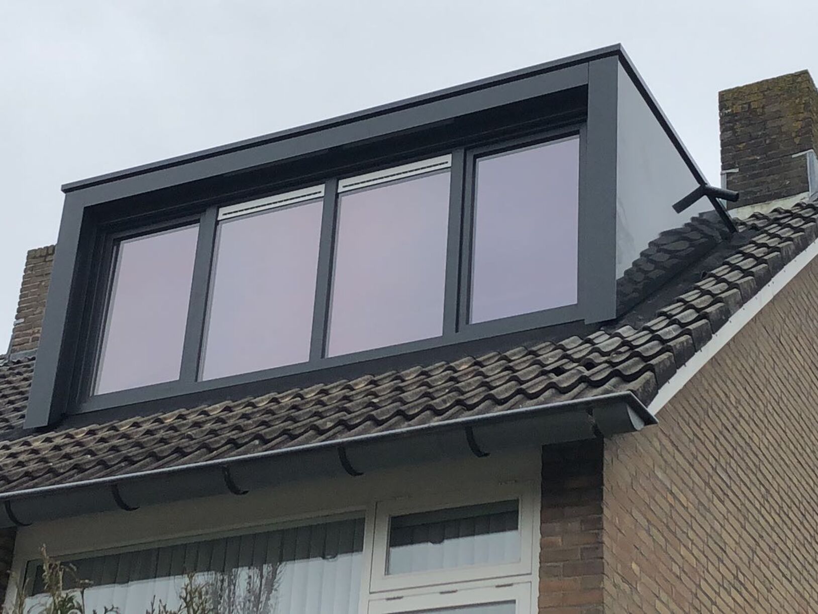 Een dakkapel plaatsen