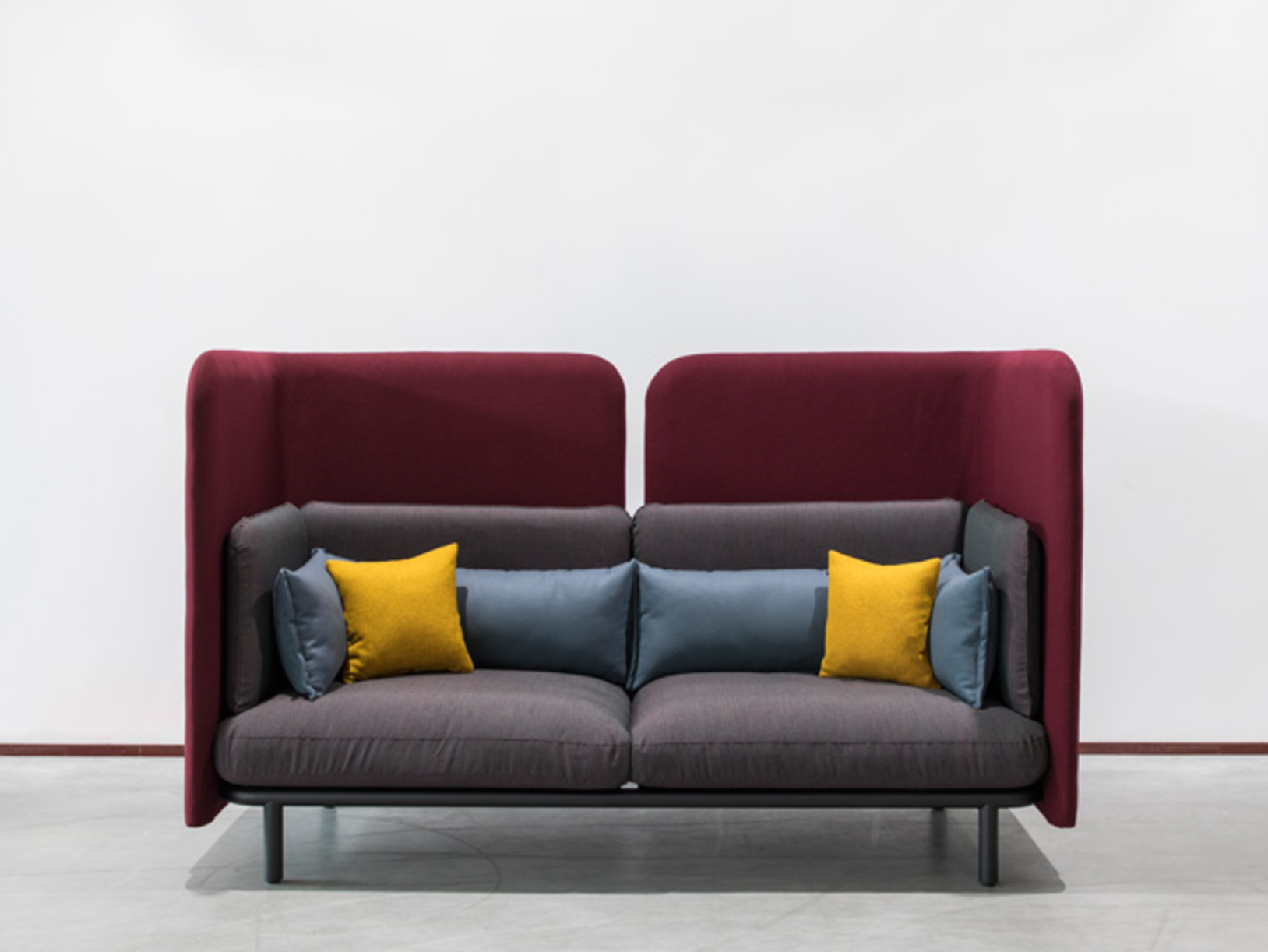 BuzziSpark sofa