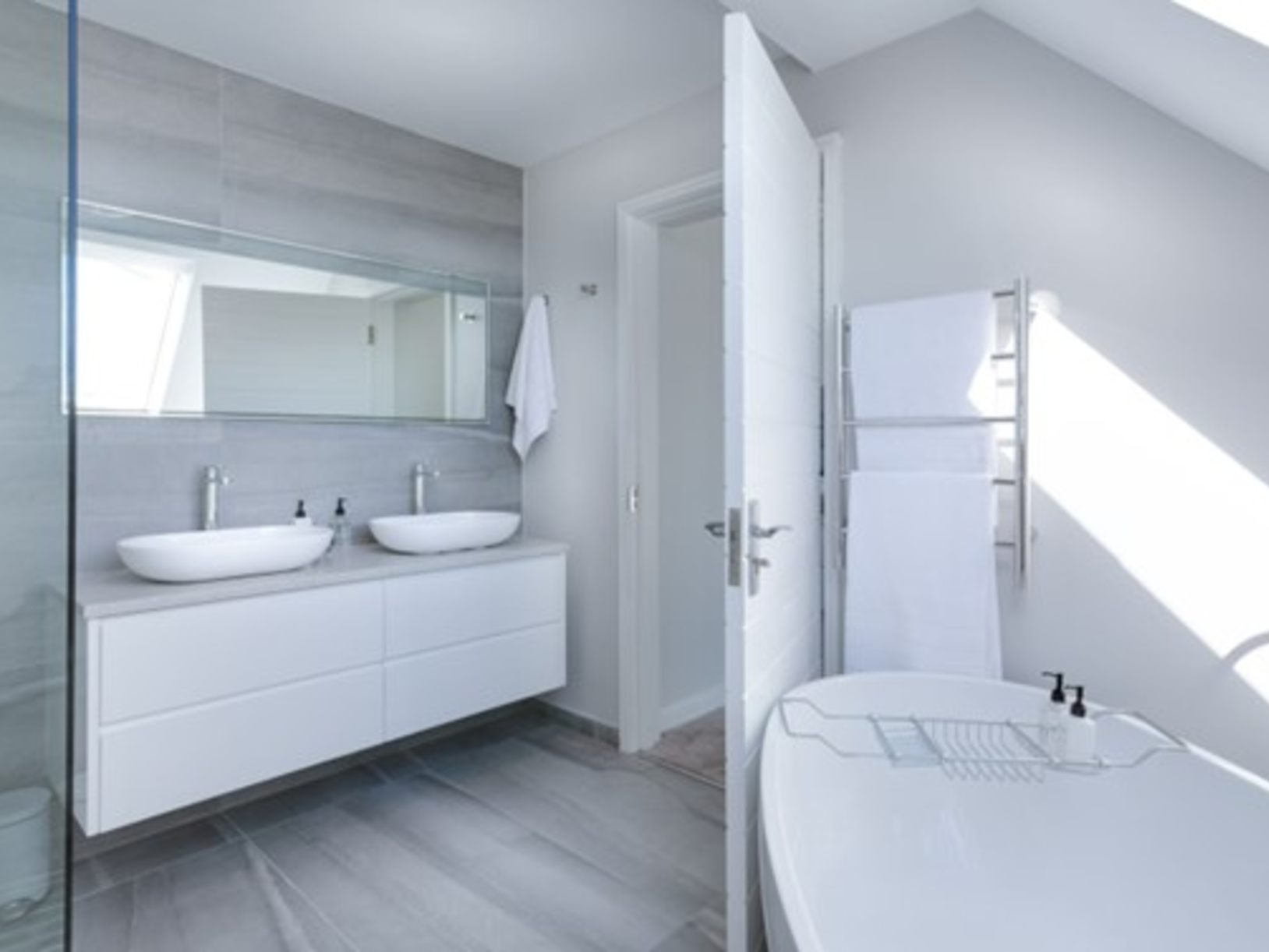 8 tips om in de badkamer